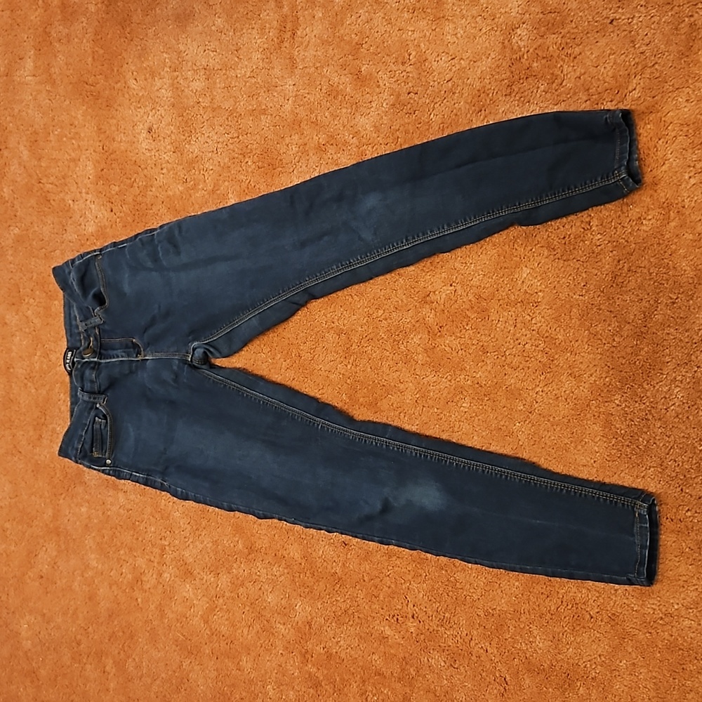 Iris Jeans Size 1 Dark Denim Skinny Jeans